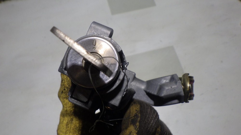 95 HONDA CIVIC Ignition W/Key