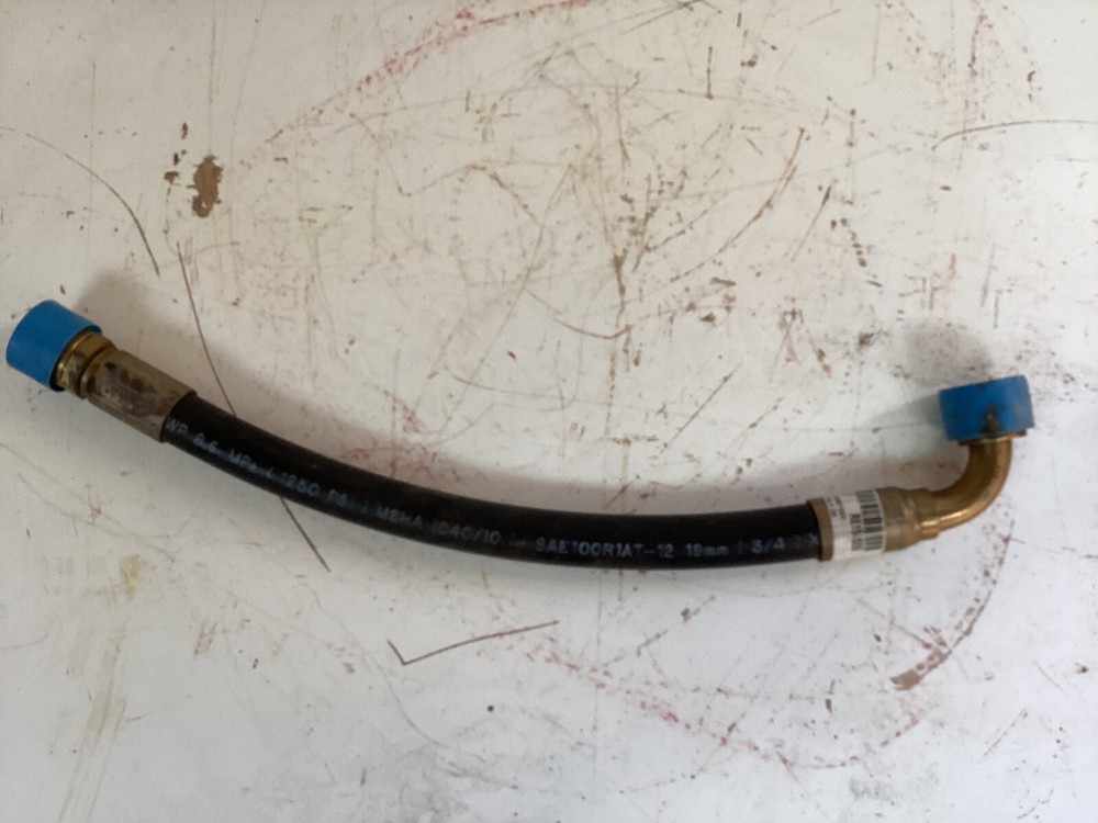 John Deere Hydraulic Hose #RE150555  NOS