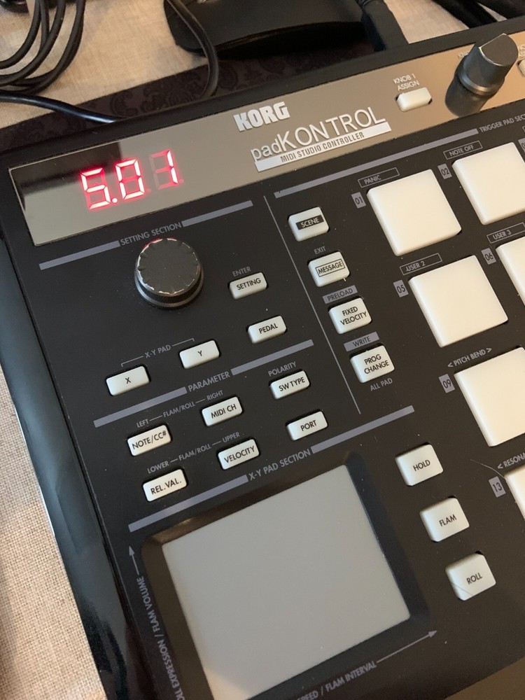 KORG padKONTROL MIDI Studio Controller KPC-1 W/ USB CABLE / No box