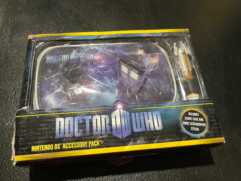 Doctor Who Nintendo DS Accessory Pack (box damaged)