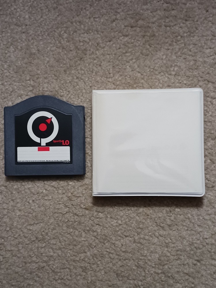 SYQUEST SparQ 1 GB Storage Disk with Plastic Case