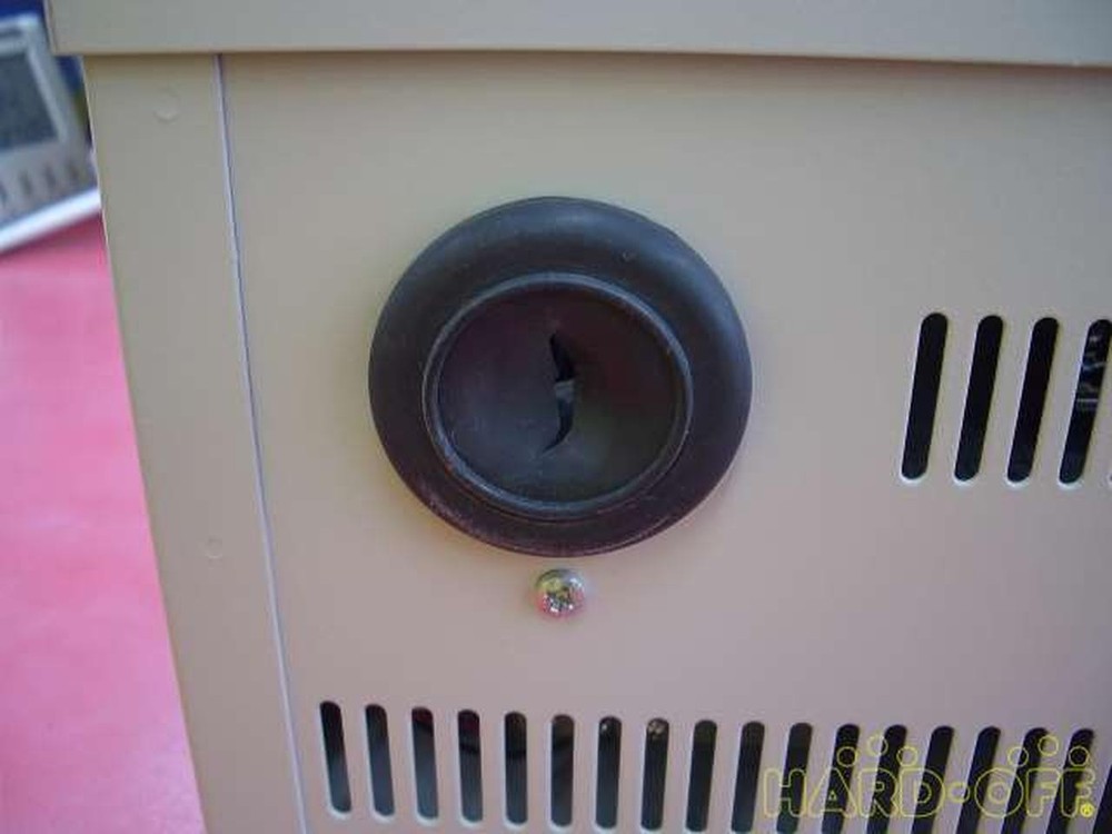 UNI-PEX GV-120 Wall Amplifier #BE11960