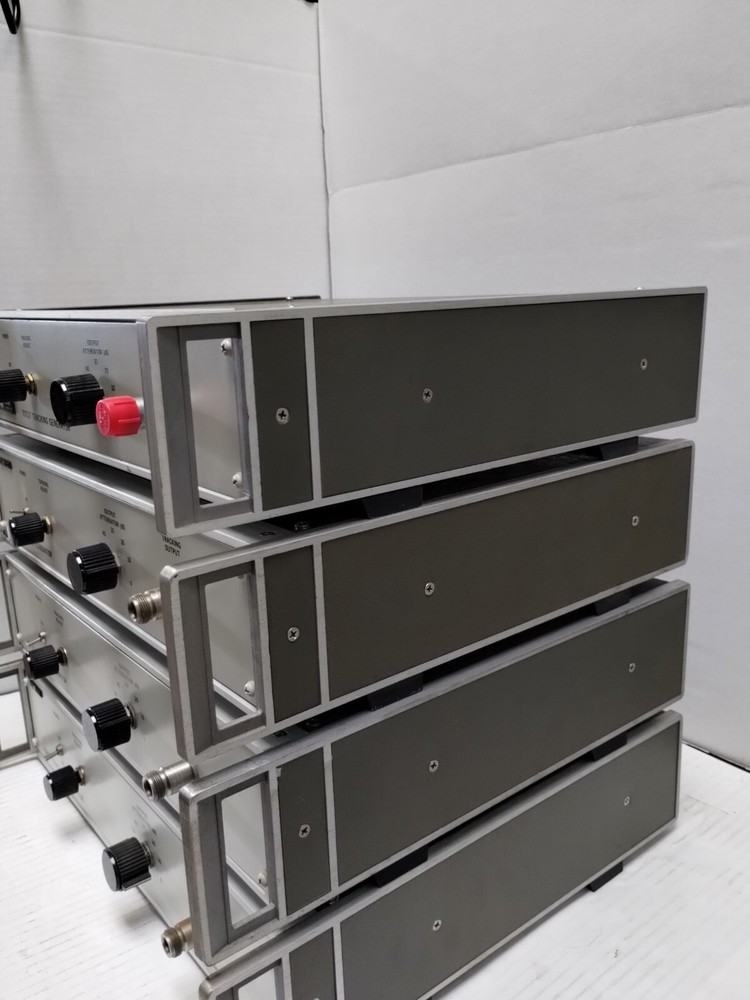 Eaton (Ailtech) Tracking Generator model 70727