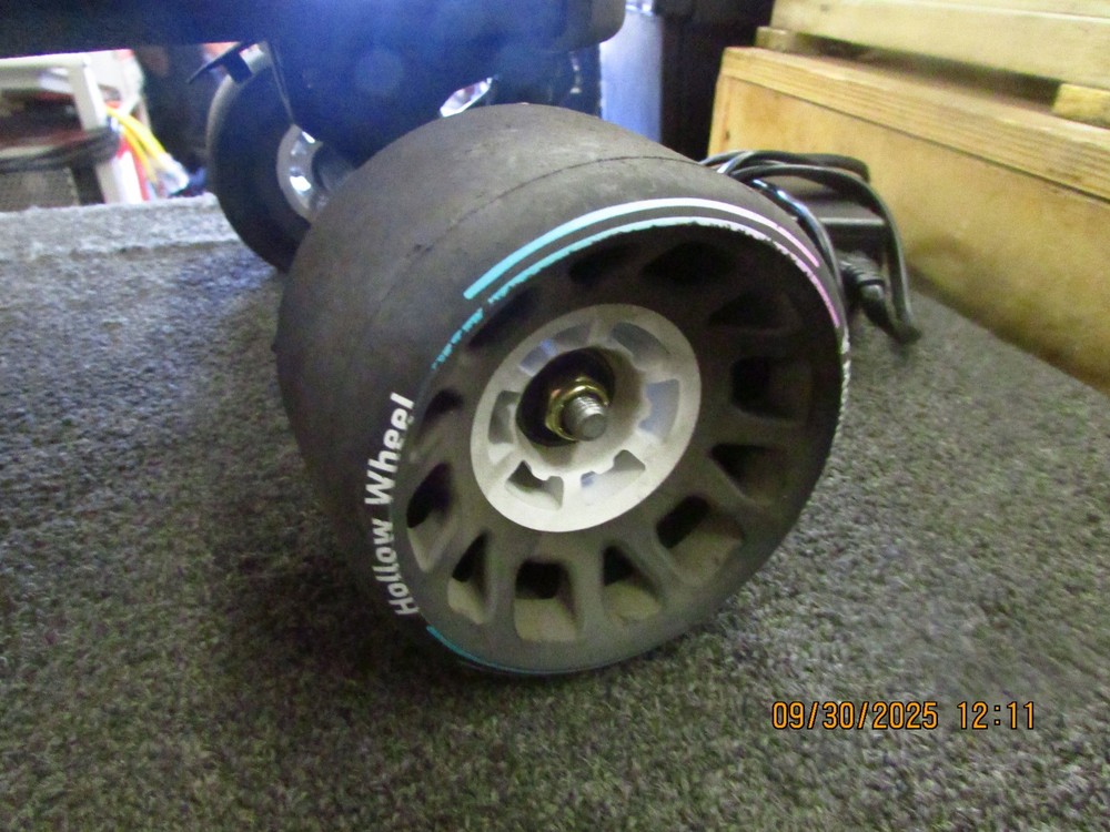 exway electric skateboard model un38.3