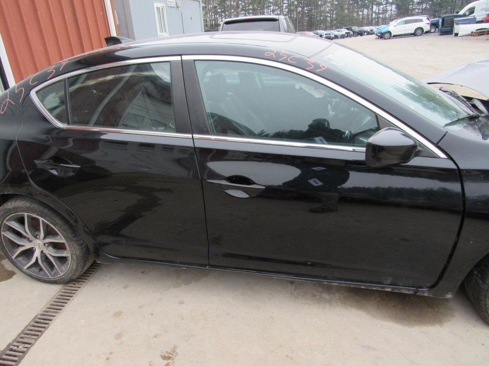 ILX 2019 Glove Box 1031943