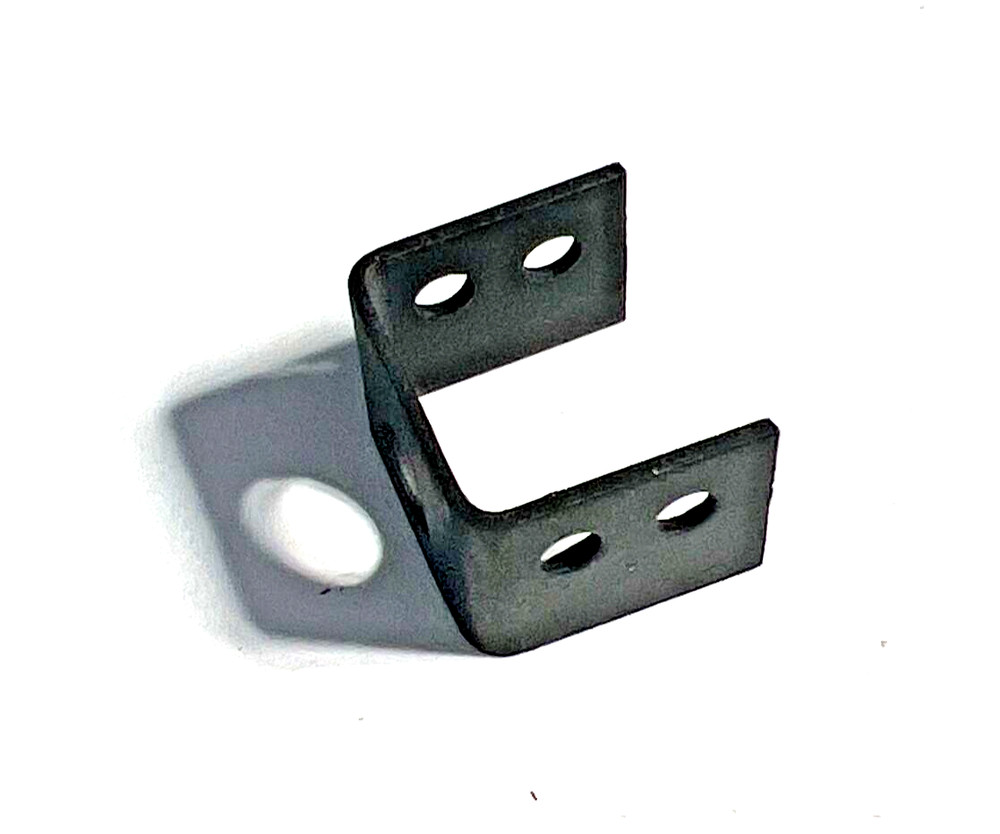 1414104-8  Cessna Bracket