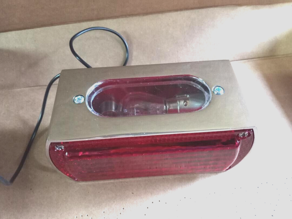 HARLEY RECTANGULAR TAILLIGHT TAIL LIGHT CUSTOM STYLE H-D VINTAGE OLD SCHOOL 12V