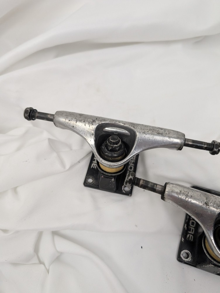 CORE skateboard trucks 7.5" Used