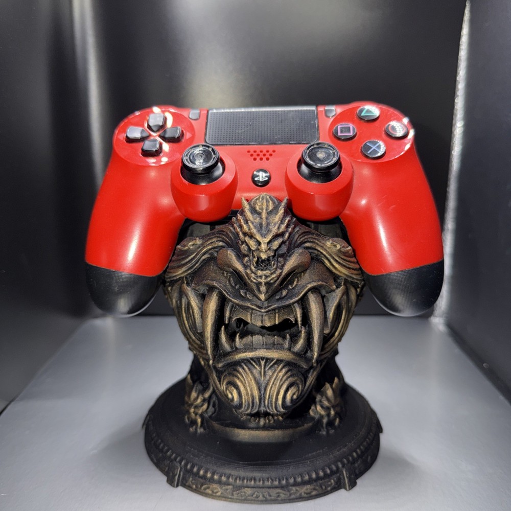Oni Mask Samurai Controller Stand Gaming Holder Desk Decor Painted 3D Printed