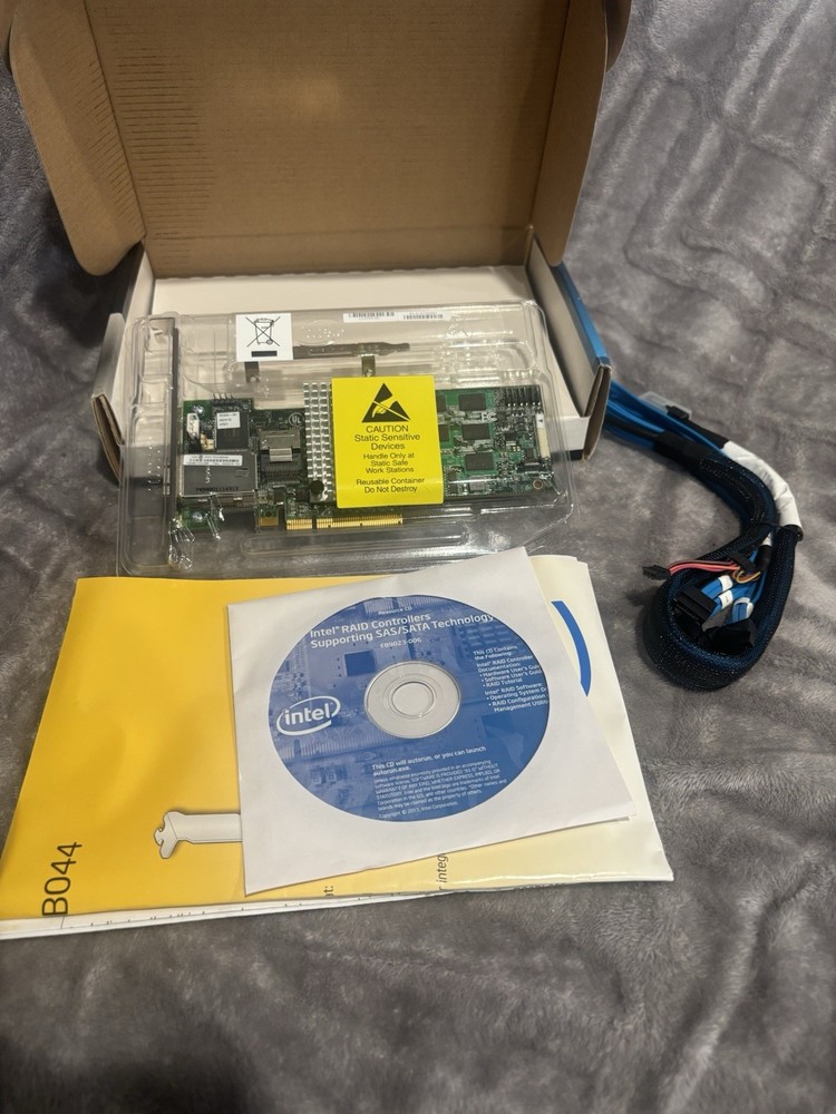Intel RAID Controller RS2MB044 Storage SATA Card HSC New Open Box