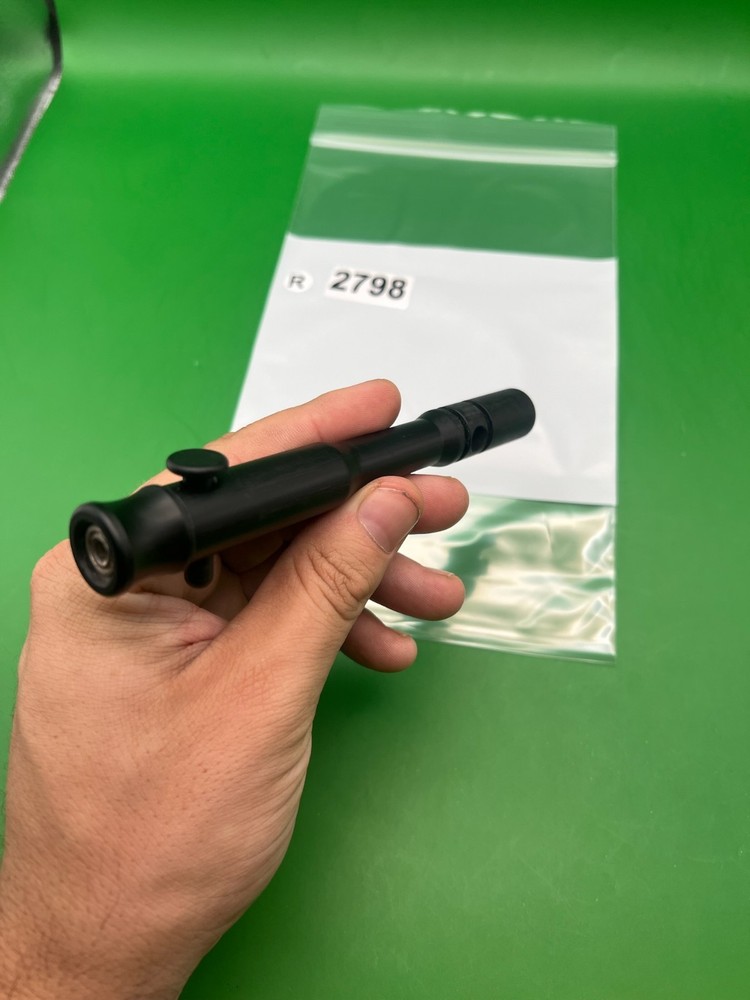 Autococker Bolt