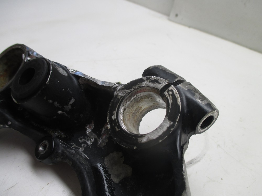 1970 YAMAHA R5 350 CC CROWN, HANDLE UPPER TREE STEERING STEM