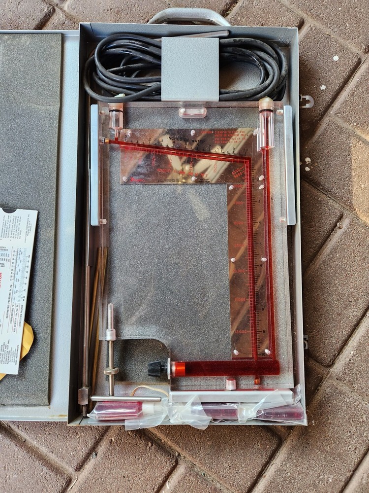Dwyer Air Velocity Meter , No. 400