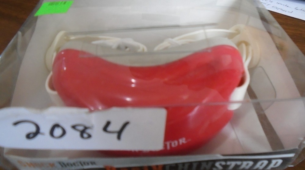 Shock Doctor Basix Chin Strap Red L XL Composite