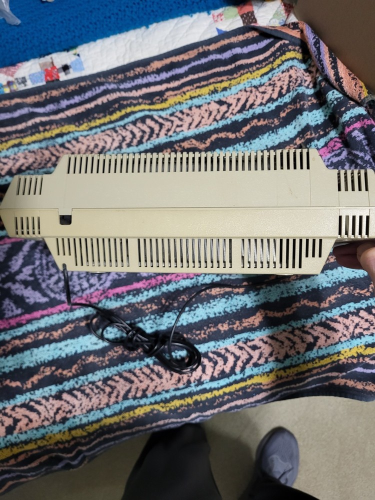 Atari 400, Tested & Fully Working, includes Power Supply