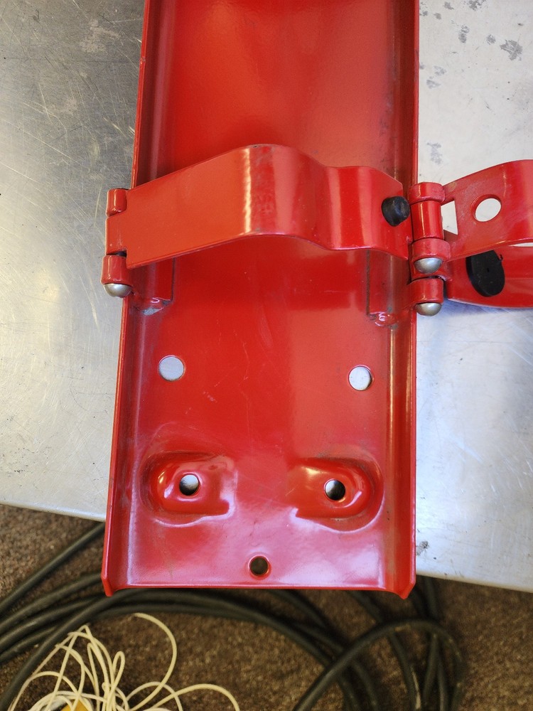 ANSUL 20E Fire Extinguisher Bracket -Missing 2 Black Stoppers