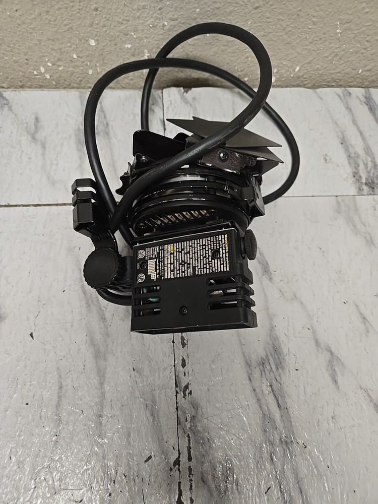 2x Lowel I-Light Pro stage light