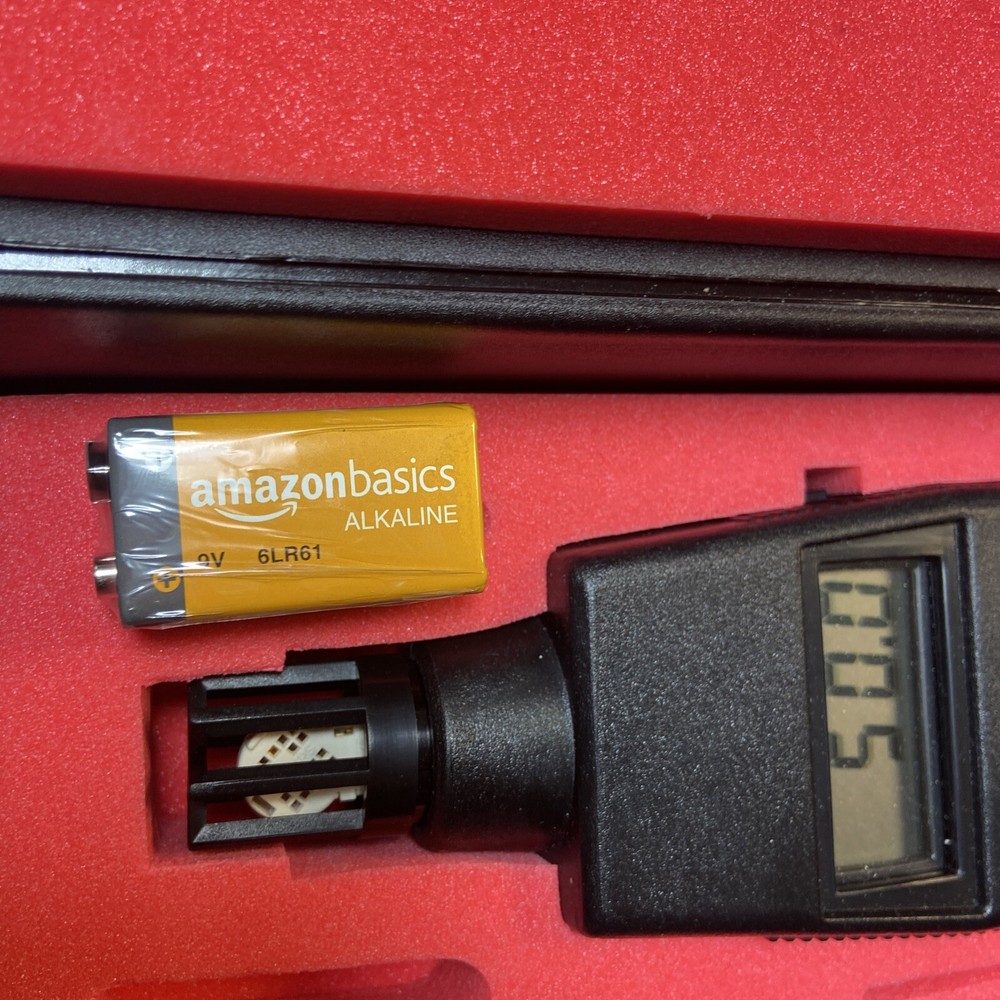 Extech Instruments Co. Digital Humidity / Temperature Meter New