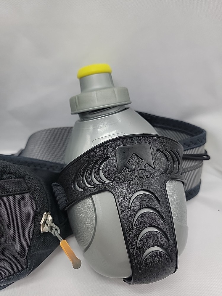 Nathan Speed 2 Hydration Energy Belt Front Pouch 2 Bottles Adjustable pack