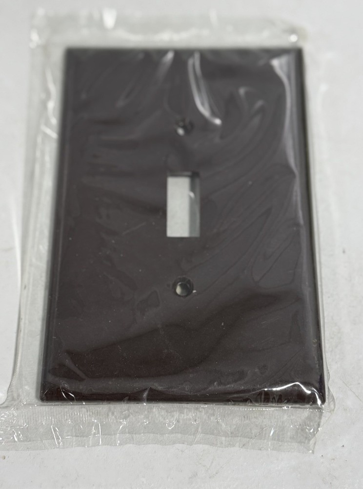 (10) Eagle Jumbo Bakelite Toggle Plates 2144 Brown