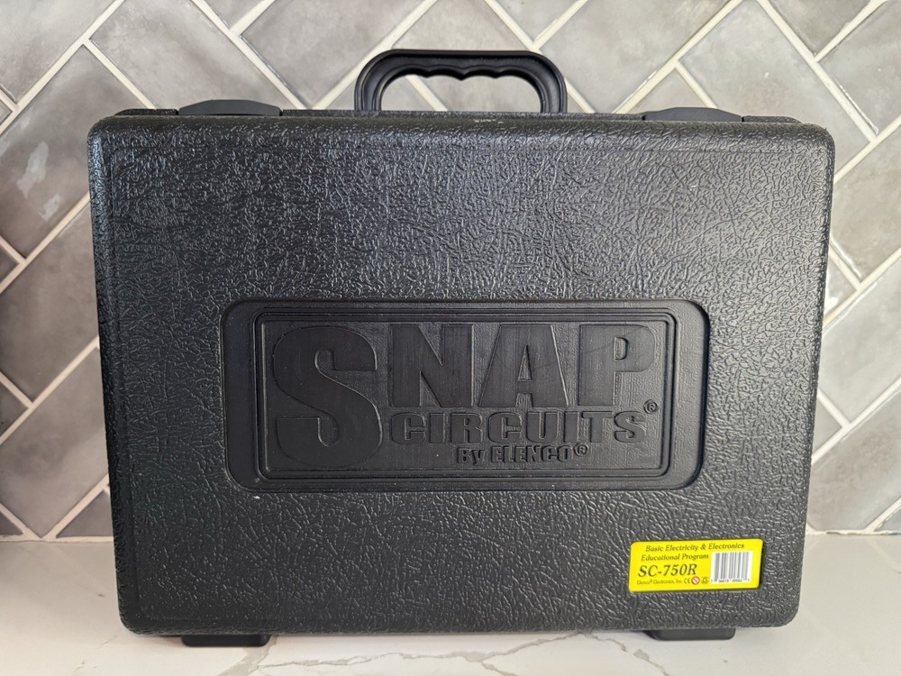 Snap Circuits Deluxe Light and Sound Combo