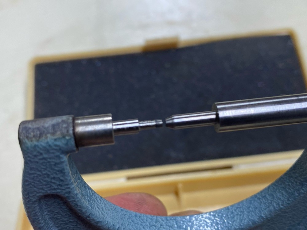 Mitutoyo 111-166 Spline Micrometer, 0-1" Range Carbide Tip, Great Shape