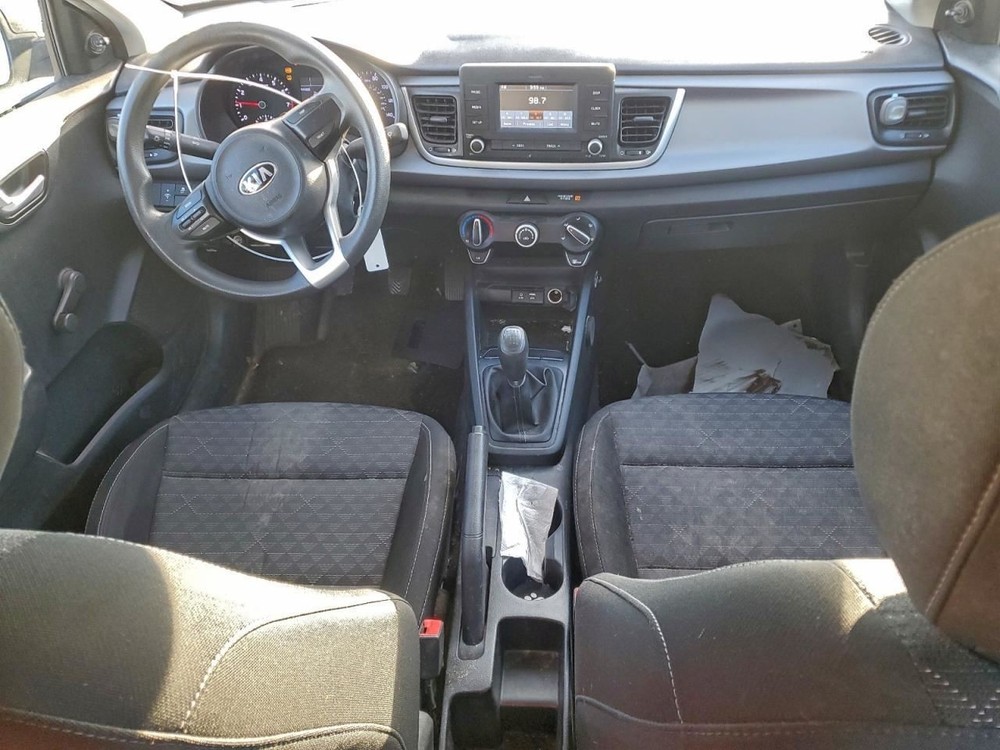 RIO 2018 Glove Box 4961049
