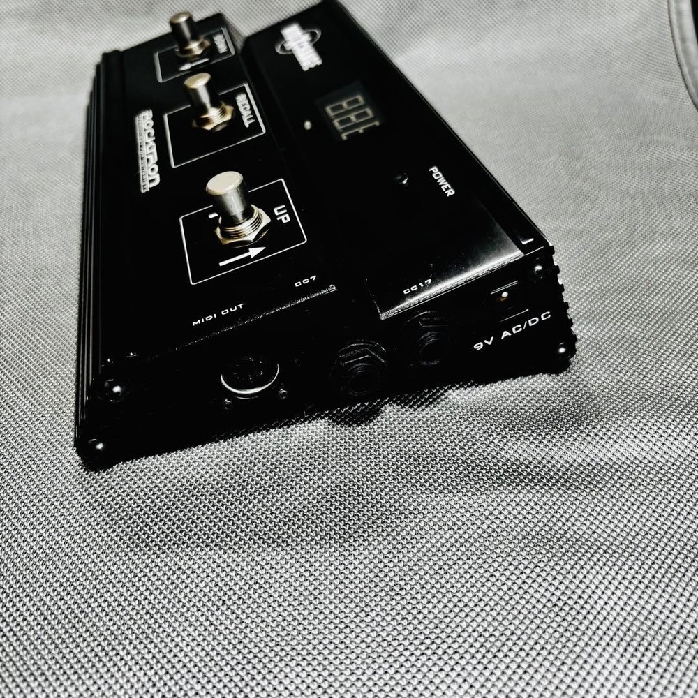 ROCKTRON Midi Xchange MIDI Controller