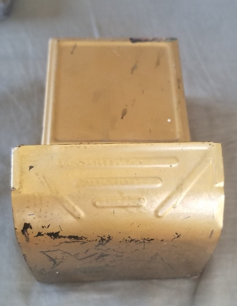 PN Co Wall Match Holder