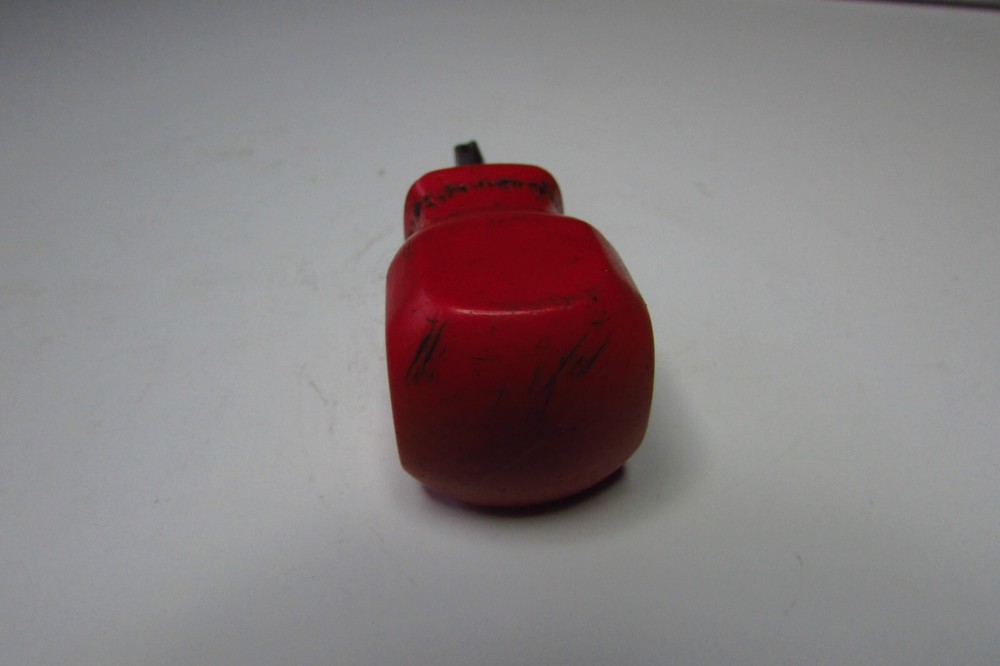 MAC TOOLS #2 PHILLIPS STUBBY SCREWDRIVER - RED - HARD HANDLE - P212XA