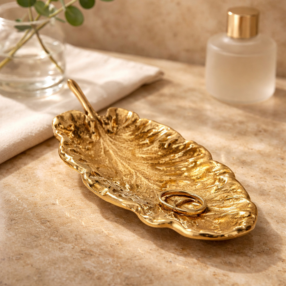 Brass 1952 Primrose Leaf, 4.5"