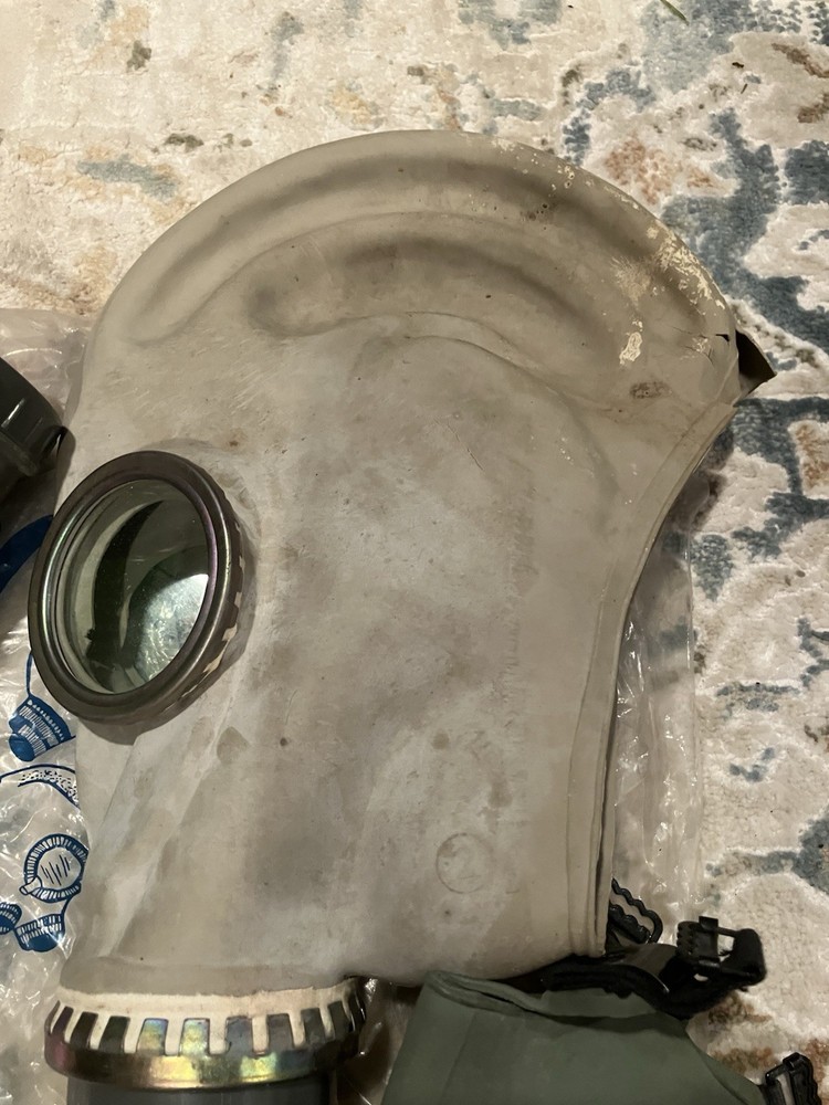 Chinese gas mask