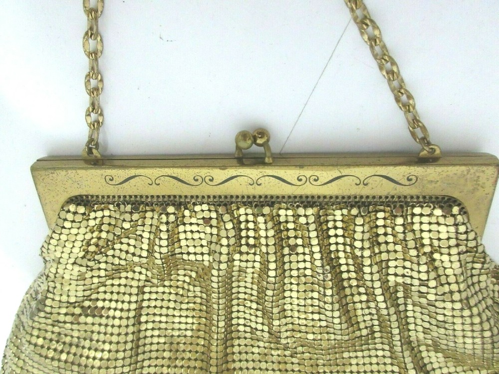 GOLD MESH WHITING & DAVID EVENING BAG