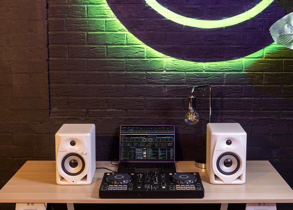 DDJ- 2-deck Rekordbox and Serato DJ Controller - Graphite