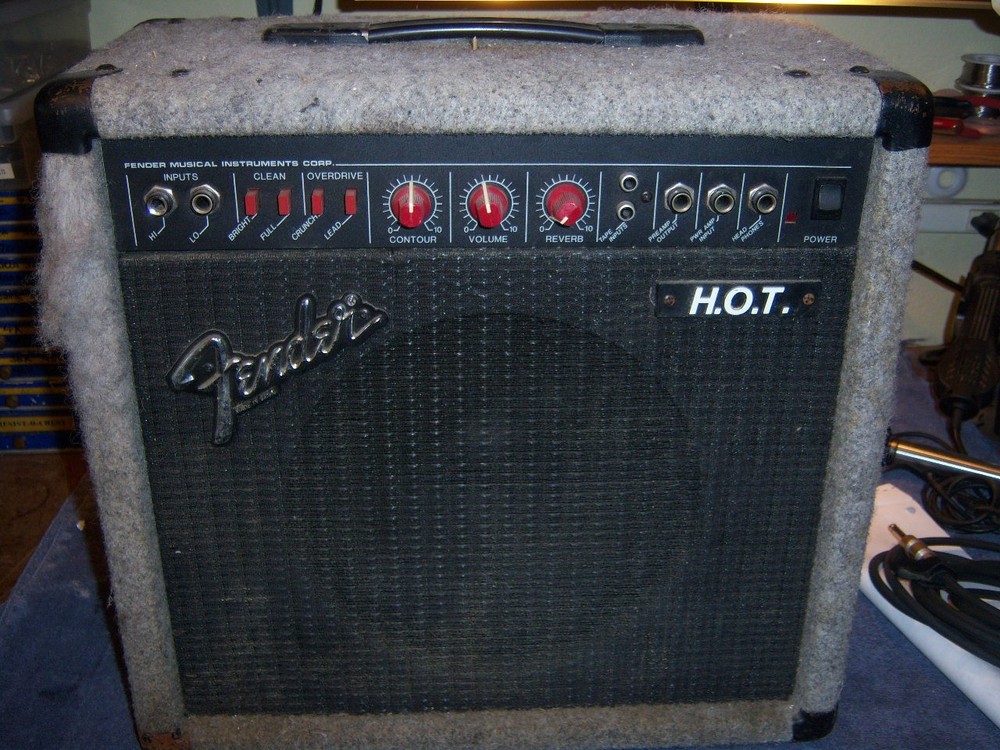 Fender HOT Amplifier - used working