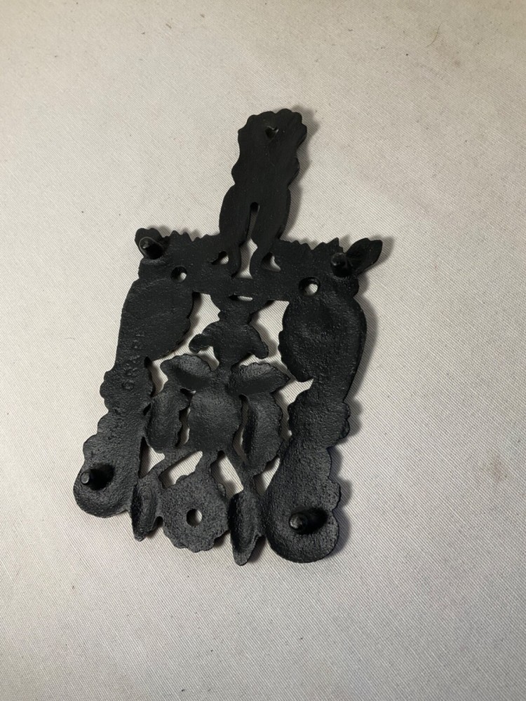 Vintage Grape cast iron decorative design trivet