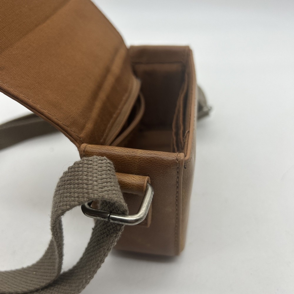 Ripcurl Leather Shoulder Bag Brown Tan Digital Camera Y2K