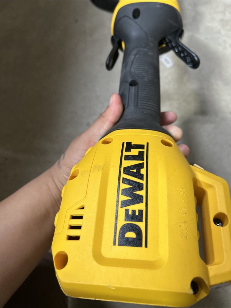DеWALT DCST925B 13" Cordless String Trimmer (Tool Only) Z445
