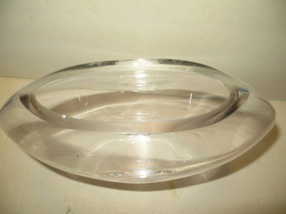 Glass Narrow Round Vase