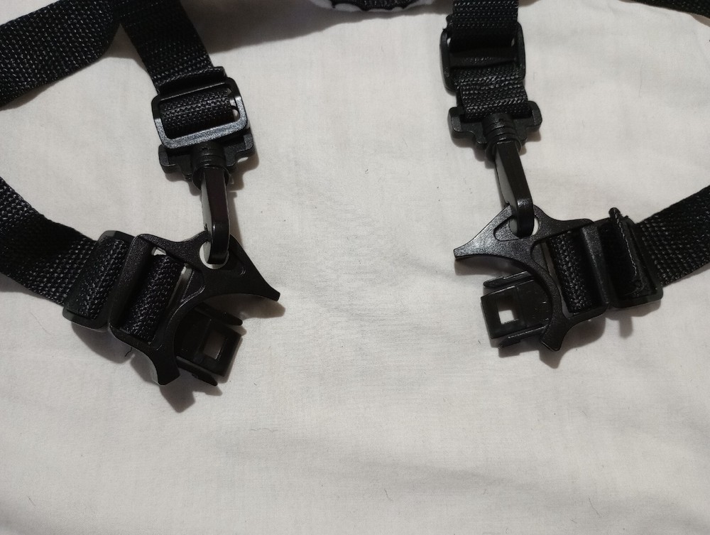 Summer 3D Pac CS Stroller....seat belt harness Pieces