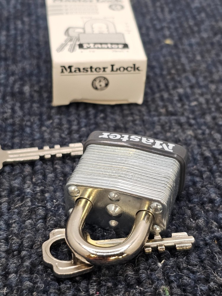 (QTY 4) Master Lock Padlock Rectangular Silver Steel 1-1/8"H W/ Keys