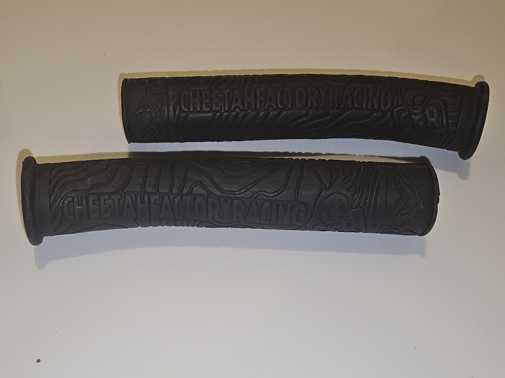 CFR BLACK SNOWMOBILE HANDLE BAR GRIPS