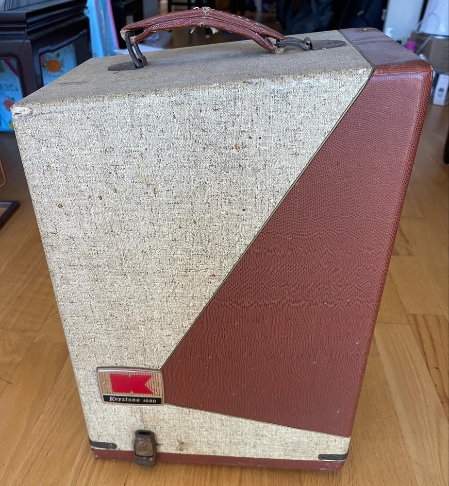 Vintage Keystone 109d 8mm Projector w/ Case