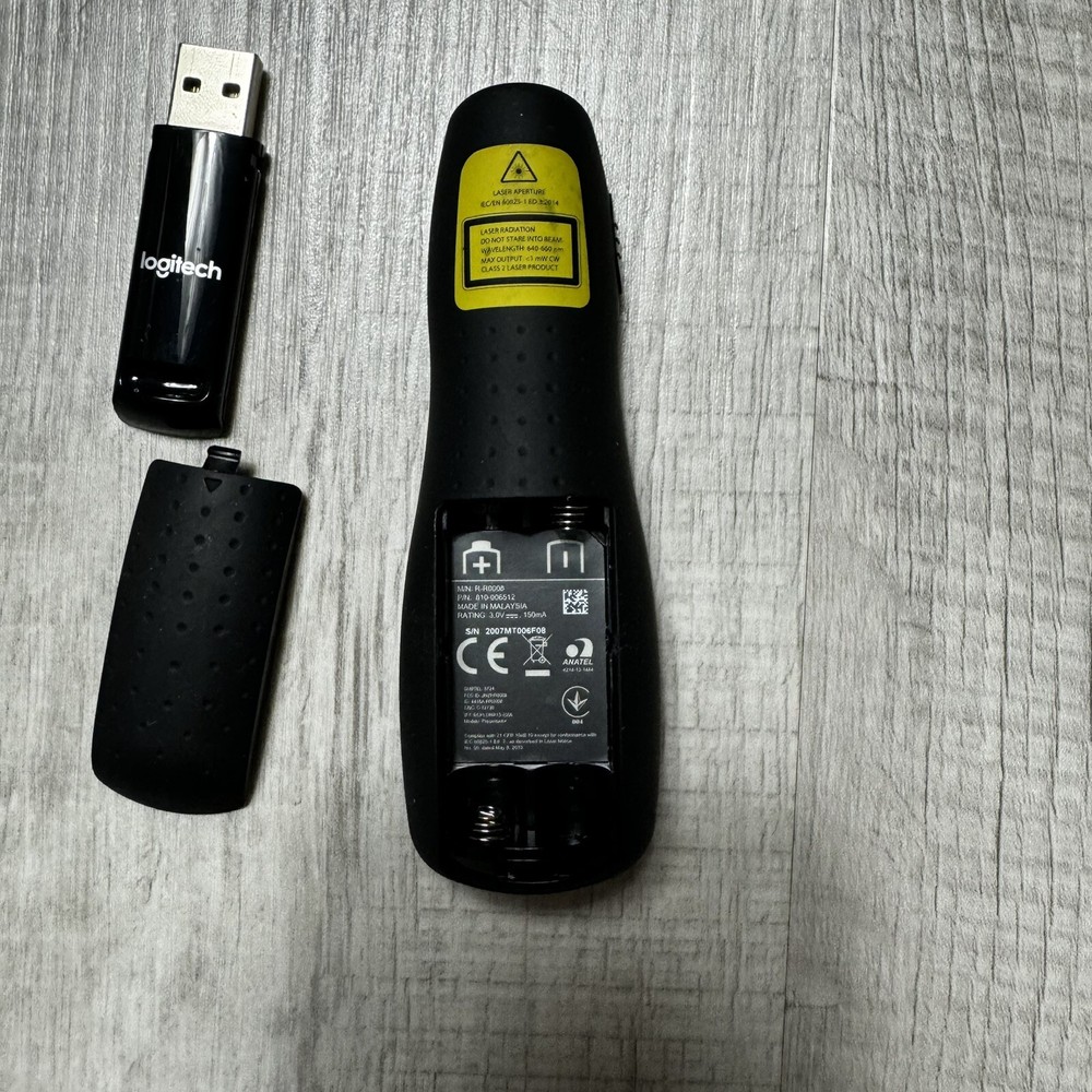 Logitech R400 Laser Presentation Remote - Black