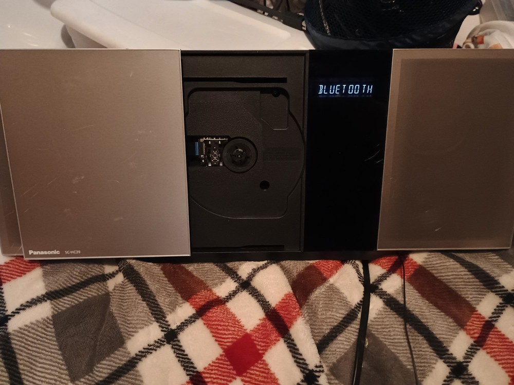 Panasonic SC-HC39 Micro Home Audio Sound System Bluetooth And Remote