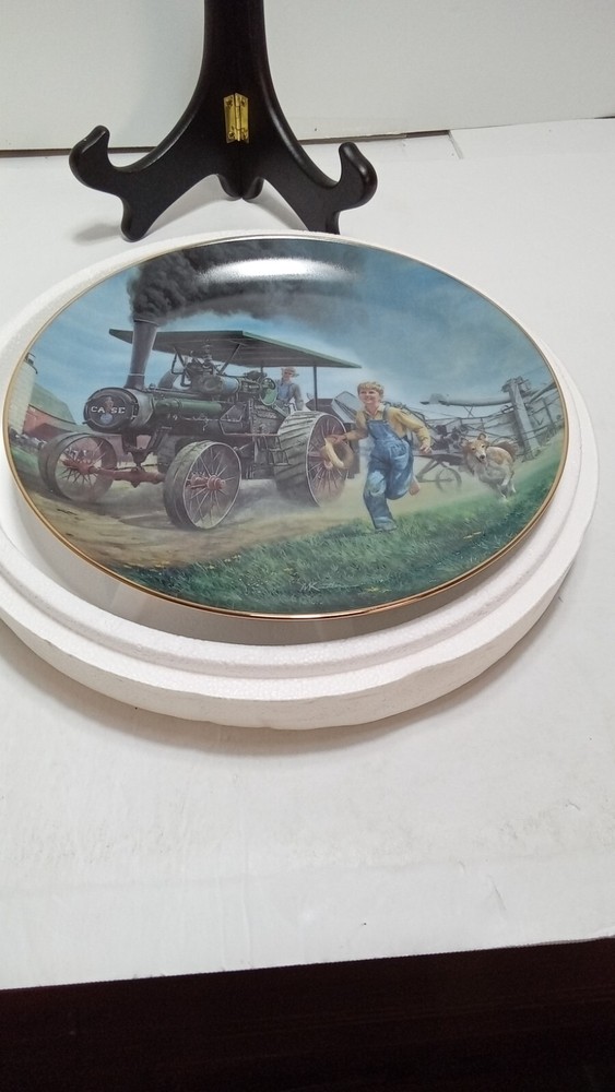 DANBURY MINT JOHN DEERE COLLECTOR PLATE--THERSHER'S HERE