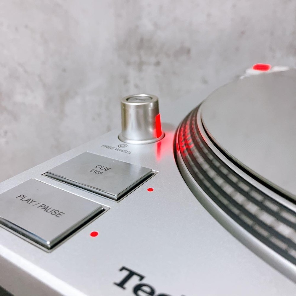 Rare Technics SL DZ1200 Turntable Technics CDJ