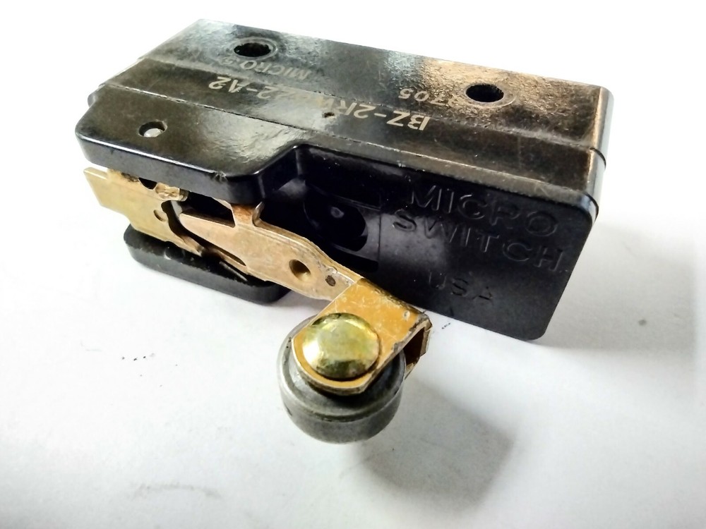 Bz 2Rw822 A2 Micro Switch 15A 480Vac 2A 600Vac Micro 5