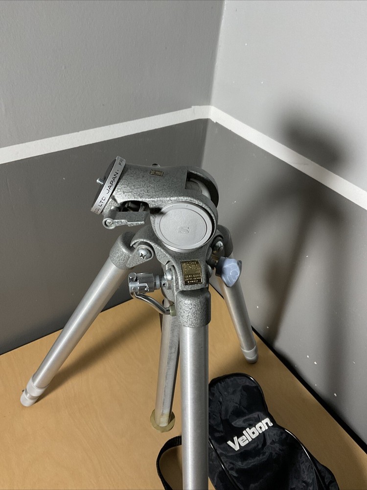 Nice! SLICK MASTER DELUXE Professional Tripod Adjustable Heavy-Duty with Case