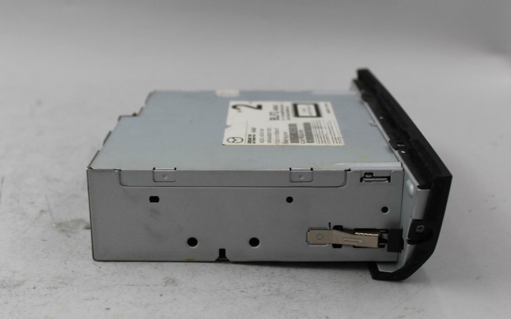 14 15 16 (2014-2016) MAZDA 3 CD PLAYER OEM